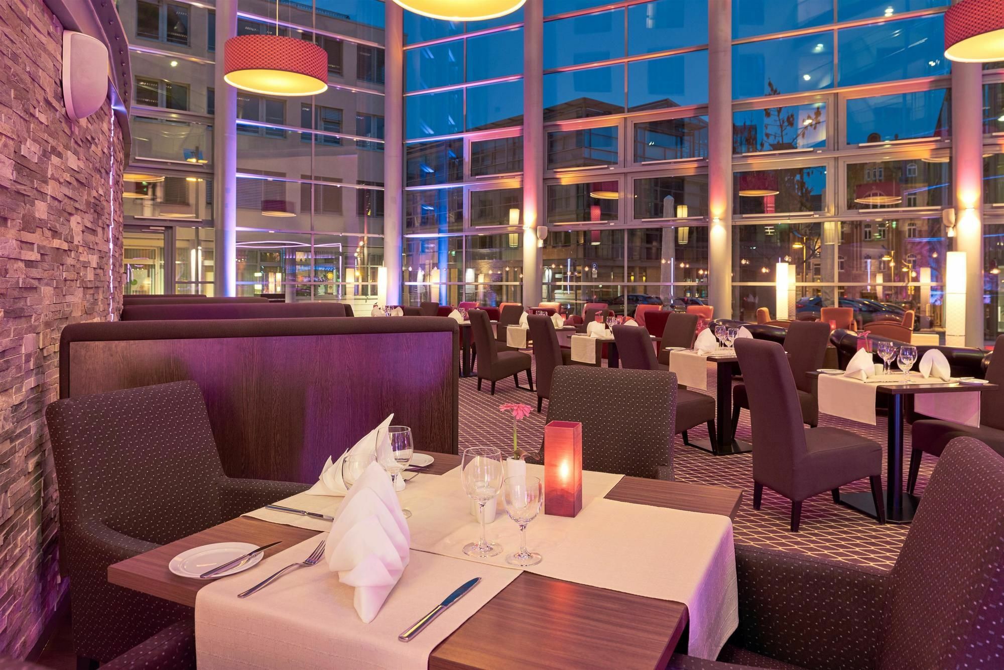 Hotel Dorint Am Dom 4*